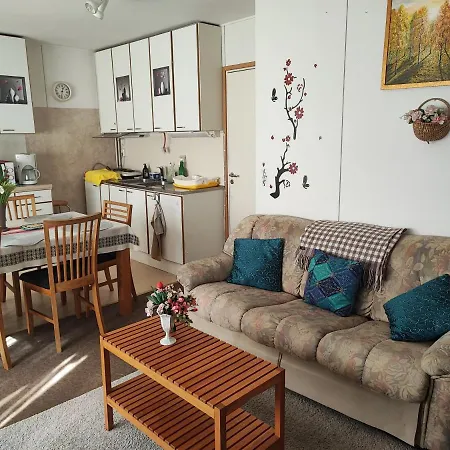 Half A House W/your Own Door, 60m2 * Tornio