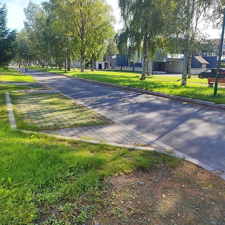 Half A House W/your Own Door, 60m2 Appartamento Tornio