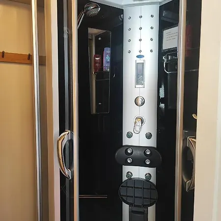 Apartamento Half A House W/your Own Door, 60m2