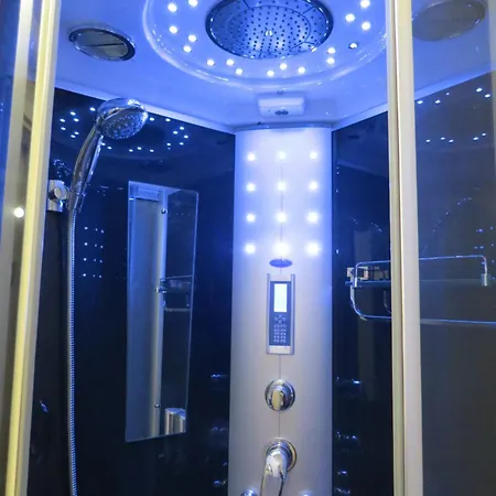 Half A House W/your Own Door, 60m2 Tornio