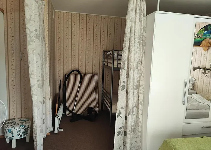 Half A House W/your Own Door, 60m2