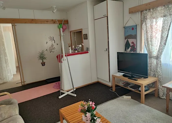 Half A House W/your Own Door, 60m2 Διαμέρισμα