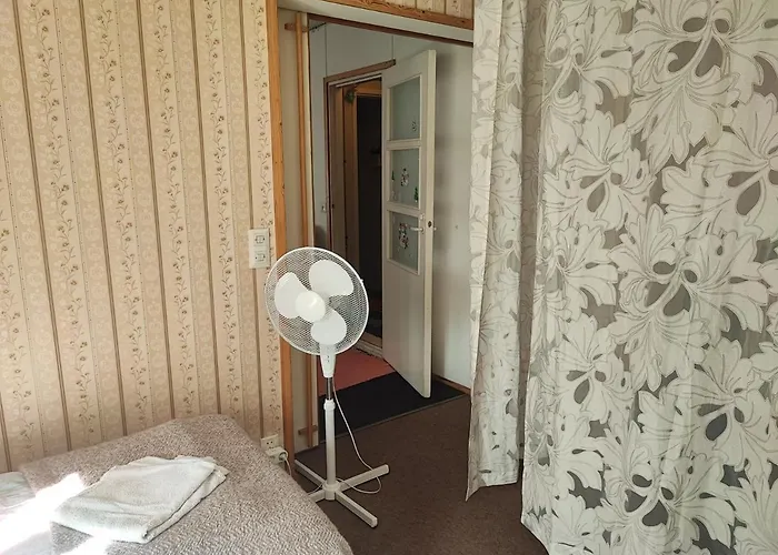 Half A House W/your Own Door, 60m2